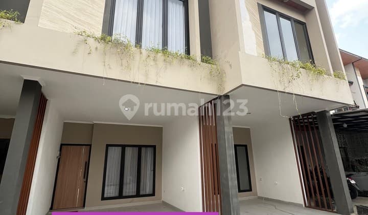 Rumah Modern Fully Furnished 2 Lantai Dalam Cluster Pesanggrahan Jaksel GB-17346