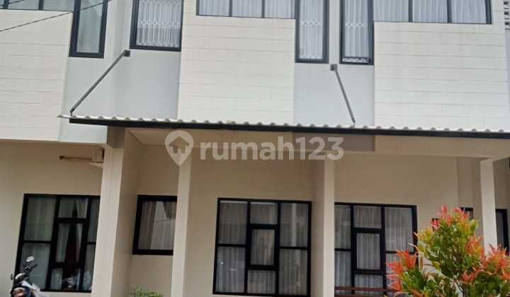 Rumah Pinang Ranti Dekat LRT dan Busway