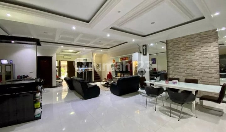 Dijual Cepat Rumah Green Town House, Tanjung Duren