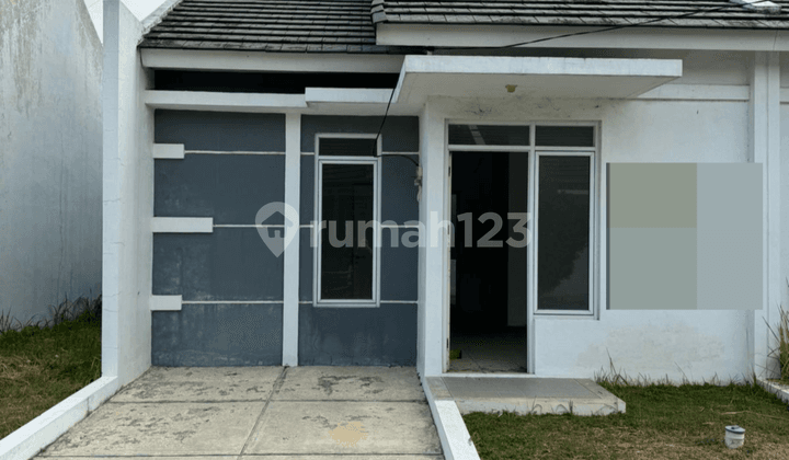 Dijual Rumah di Cendana Serang