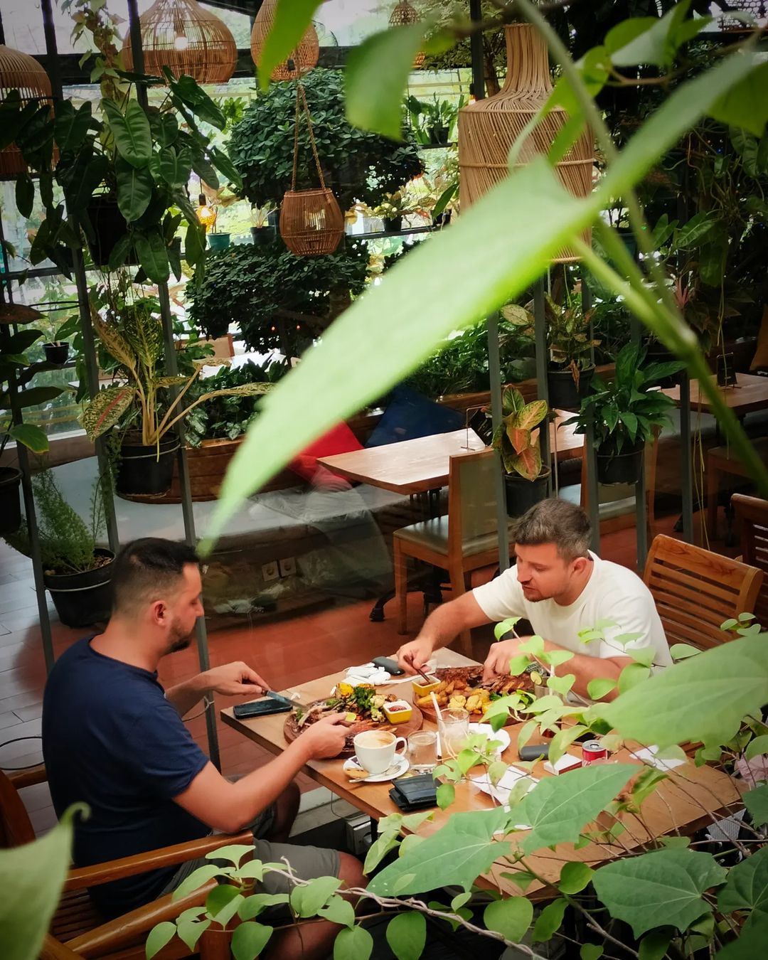 1. cafe di Jimbaran Bali.jpg