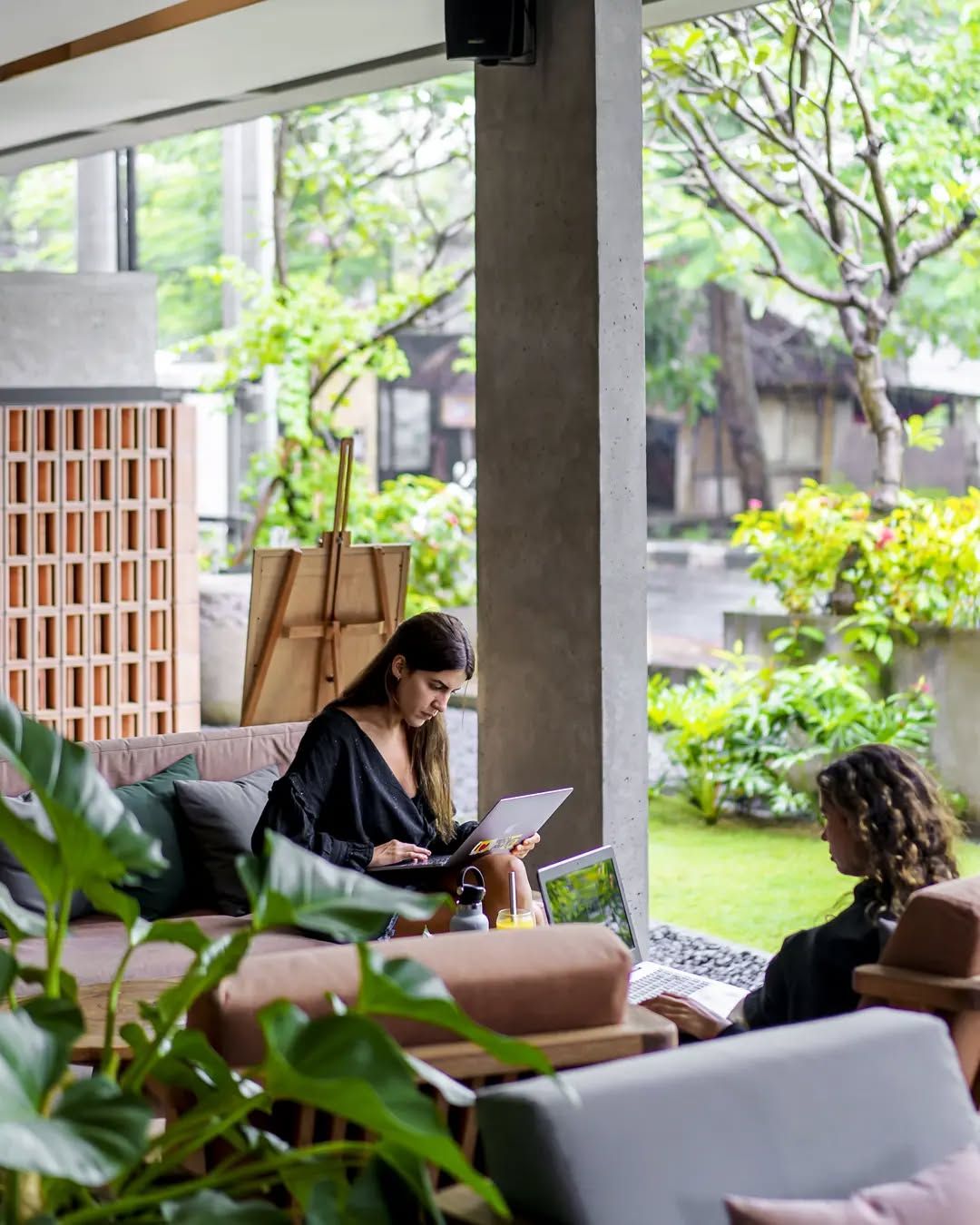 4. cafe di Canggu Bali.jpg