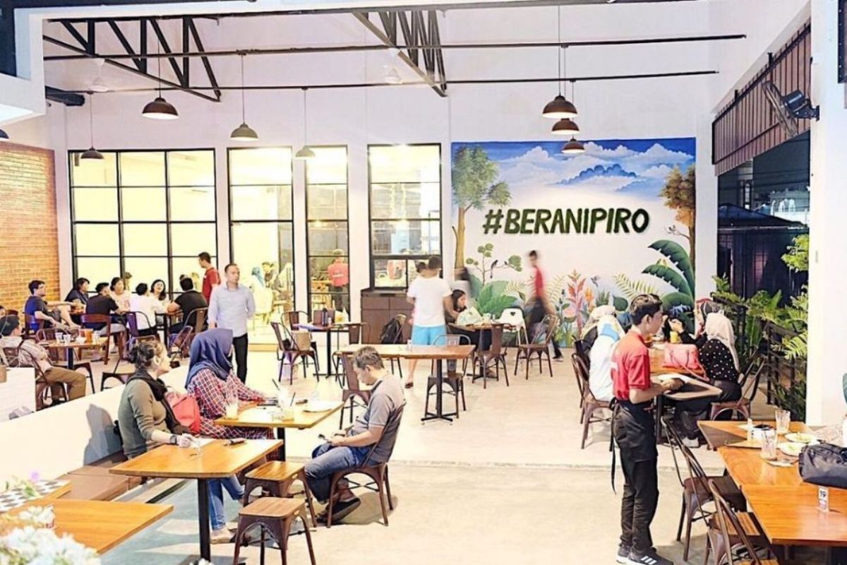 6. Piro Restaurant & Cafe.jpg