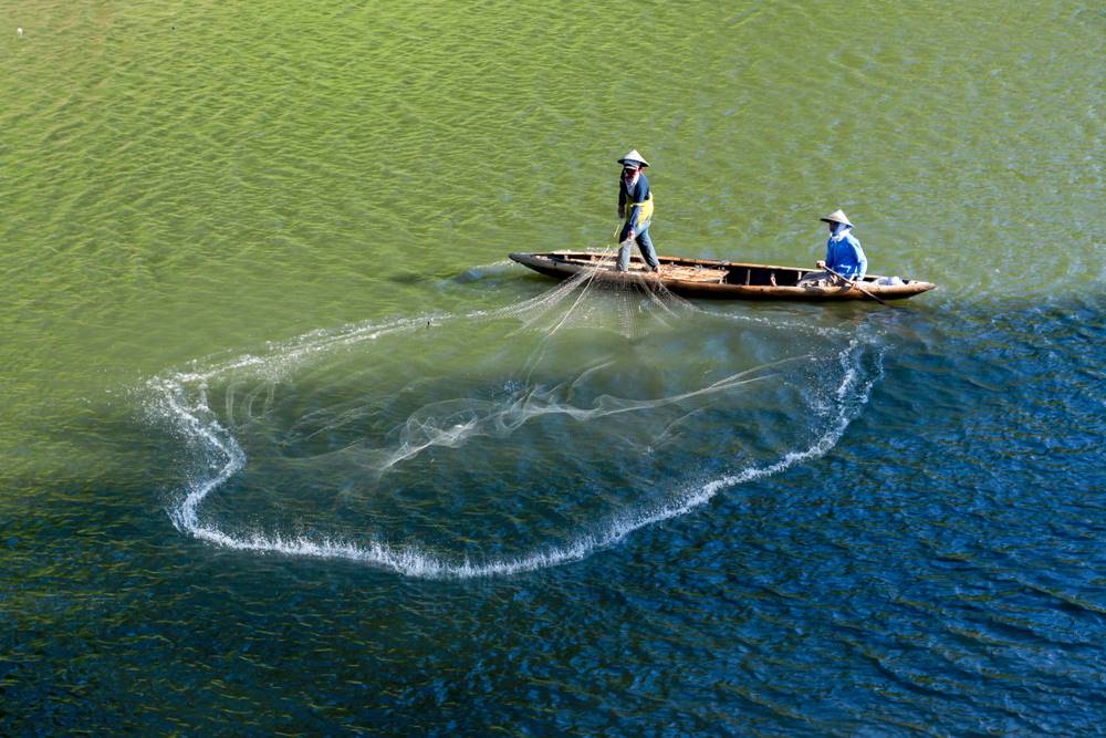 Aktivitas di Waduk Selorejo Ngantang.jpg