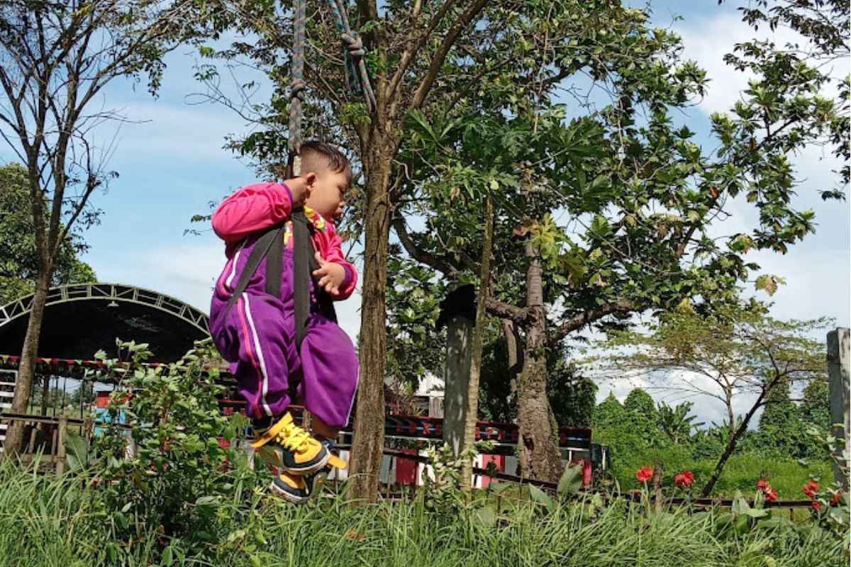 Alas Prambon, Tempat Wisata Edukasi & Outbound di Sidoarjo