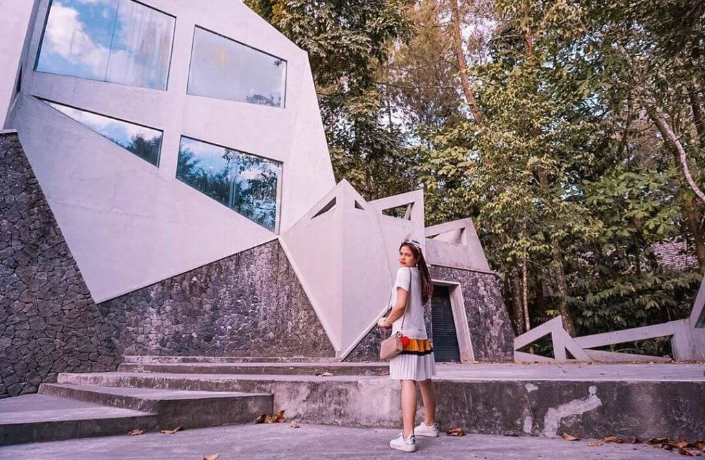 Arsitektur Museum Ullen Sentalu Jogja.jpg