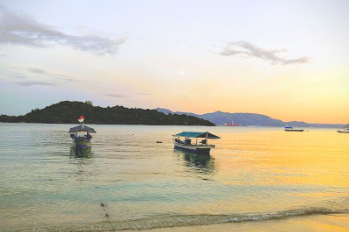 Atraksi variatif, ada waterboom.jpg