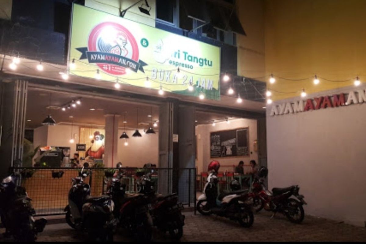 10 Cafe 24 Jam Bandung, Enak Buat Nugas & Nongkrong