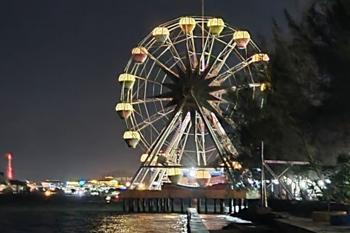 Bianglala raksasa di Ocarina Batam.jpg