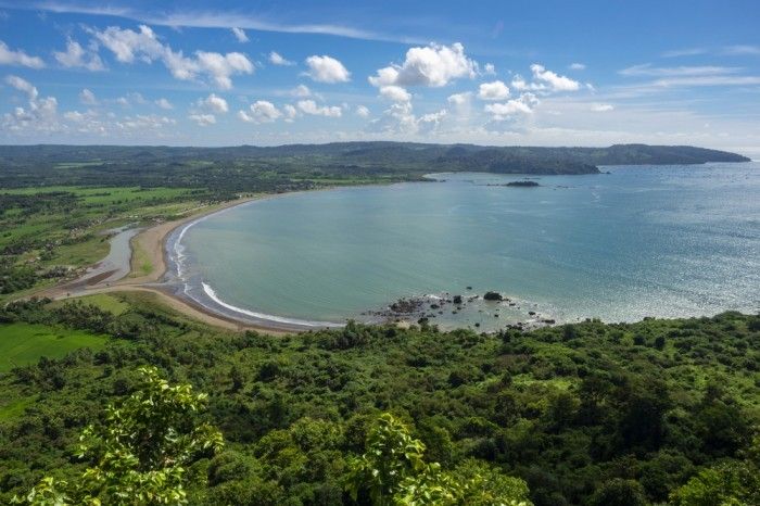 Bisa Bermain-main di Pantai.jpg