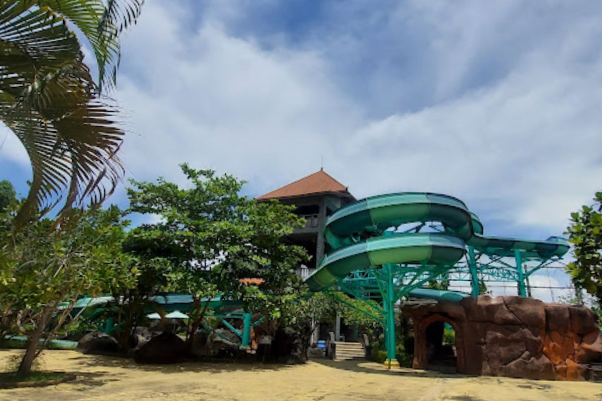 Black Hole Slide.jpg