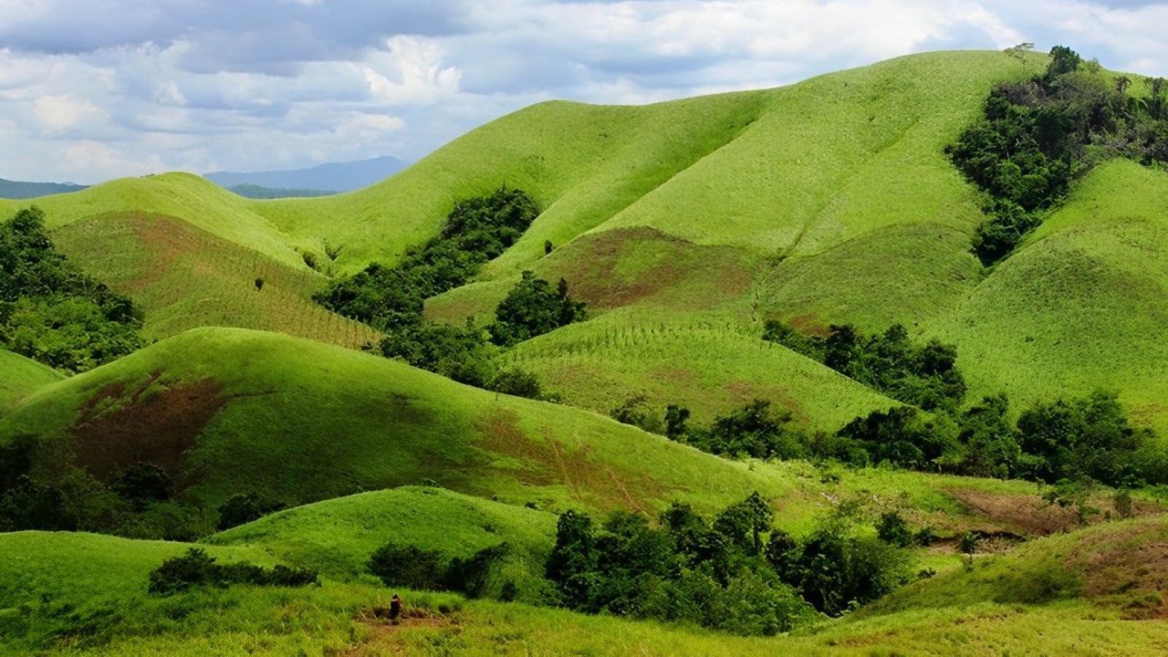 Bukit Teletubbies.jpg