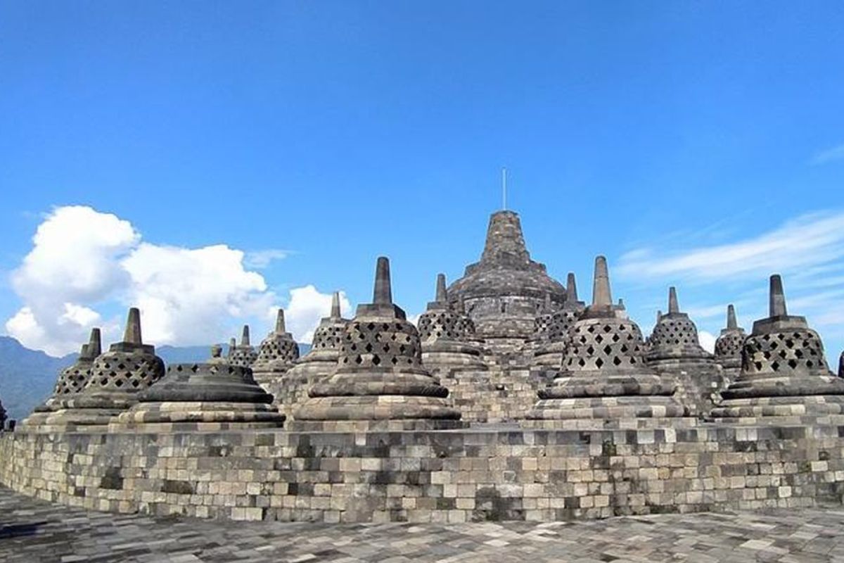 Candi Borobudur.jpg