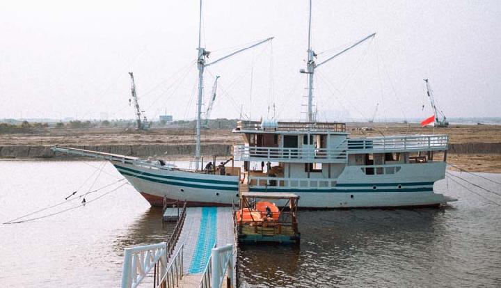 Cove at Batavia (1).jpg