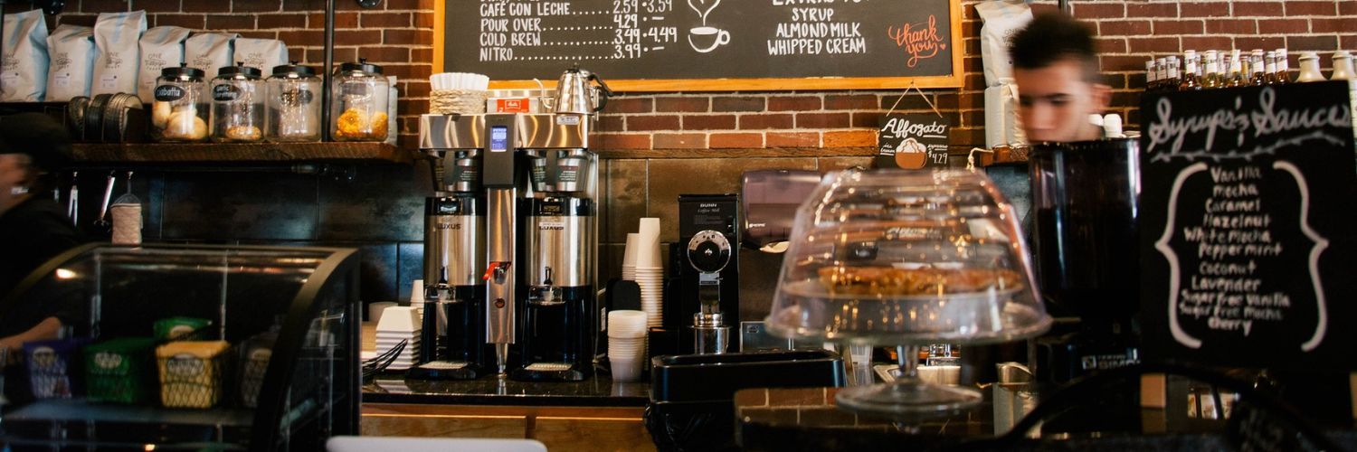 10 Cafe 24 Jam Bandung yang Enak Buat Nugas & Nongkrong