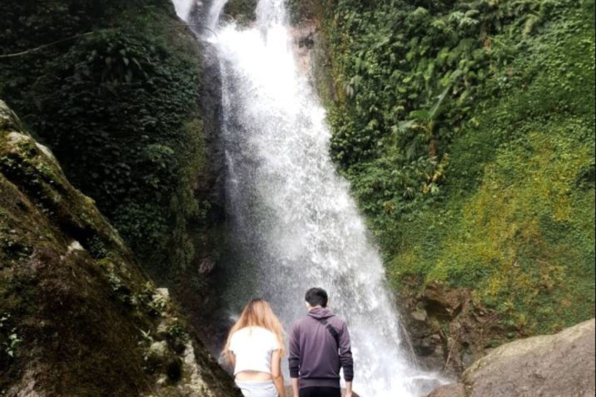 Curug Ciherang (1).jpg
