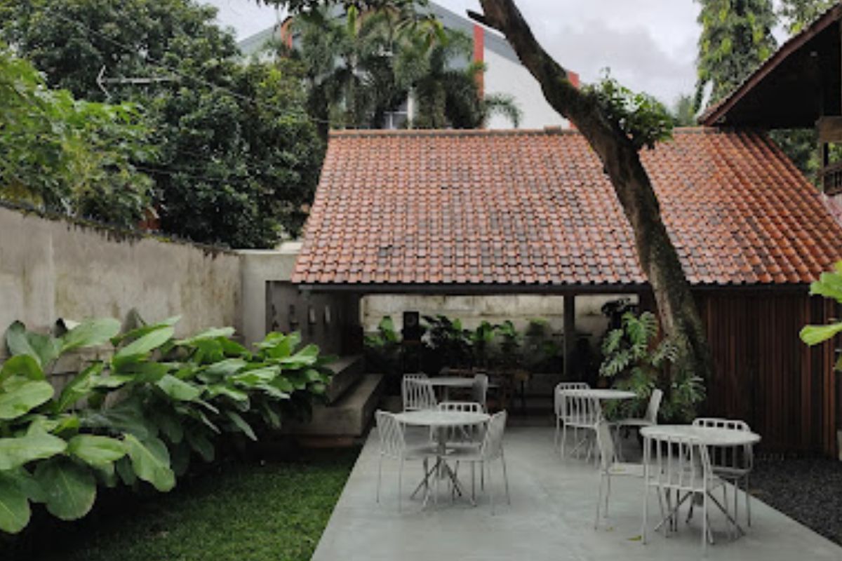 Emily Coffee Society.jpg