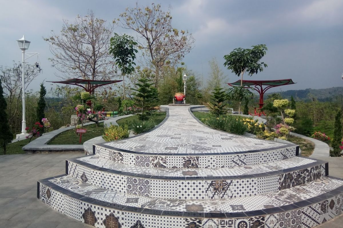 Fasilitas lain di Bukit Sidoguro.jpg