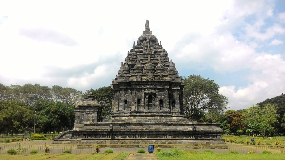 Filosofi Candi Bubrah.jpg