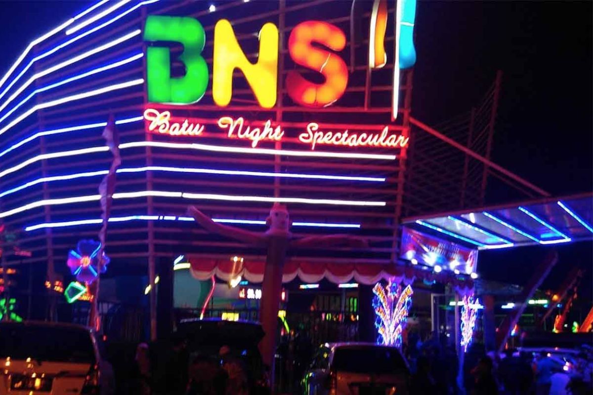 Gerbang depan BNS Malang.jpg