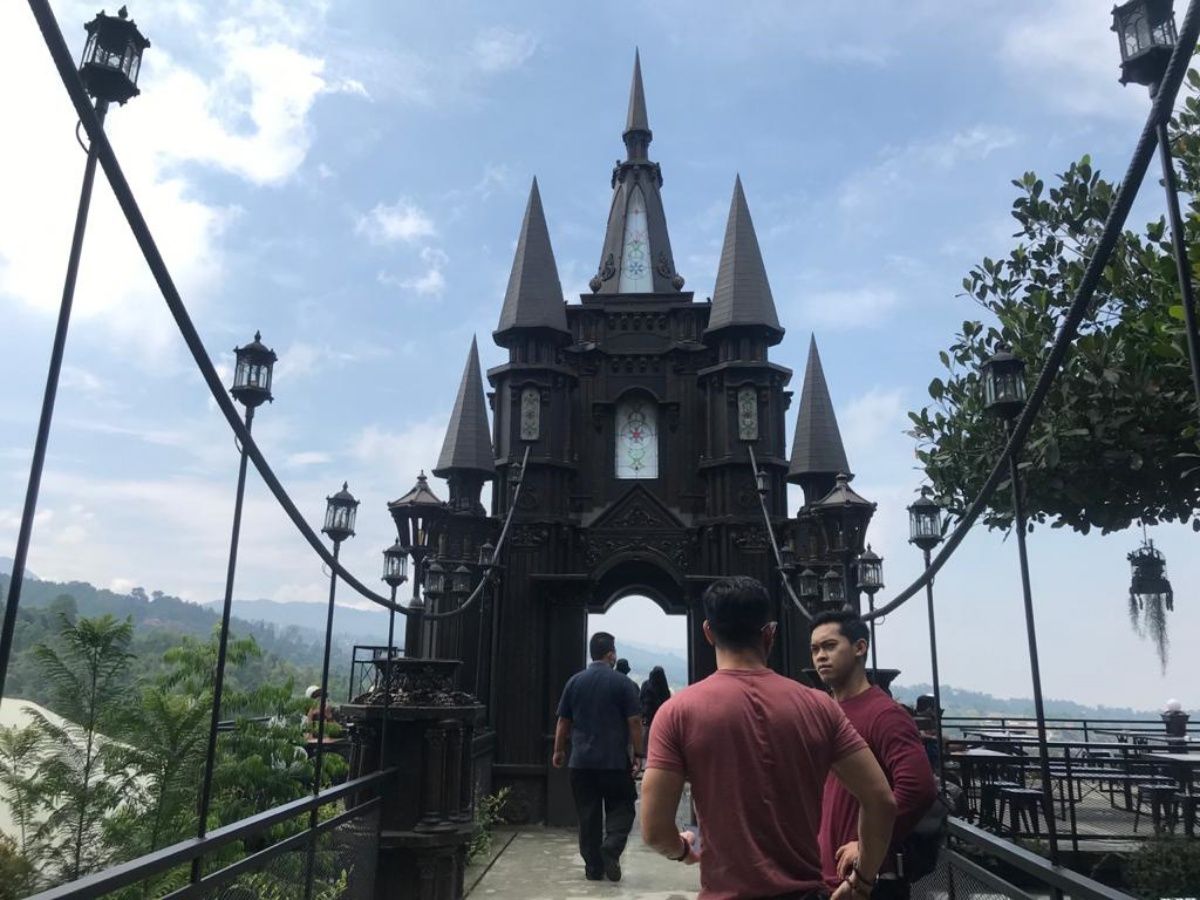 Golden Gate Sarae Hill.jpg