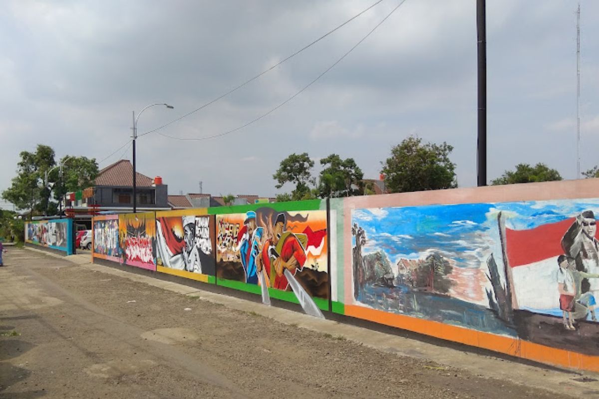 Harga Tiket dan Jam Operasional.jpg