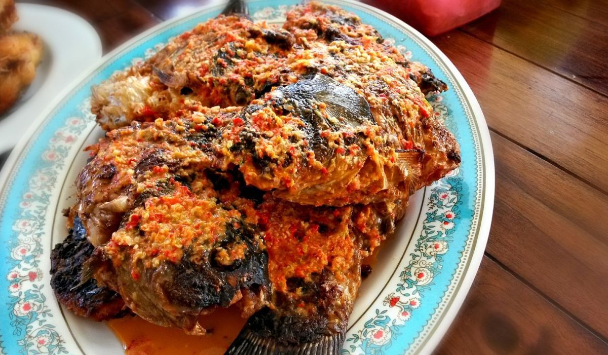 10 Tempat Makan di Medan Sajikan Kuliner Lezat dan Otentik