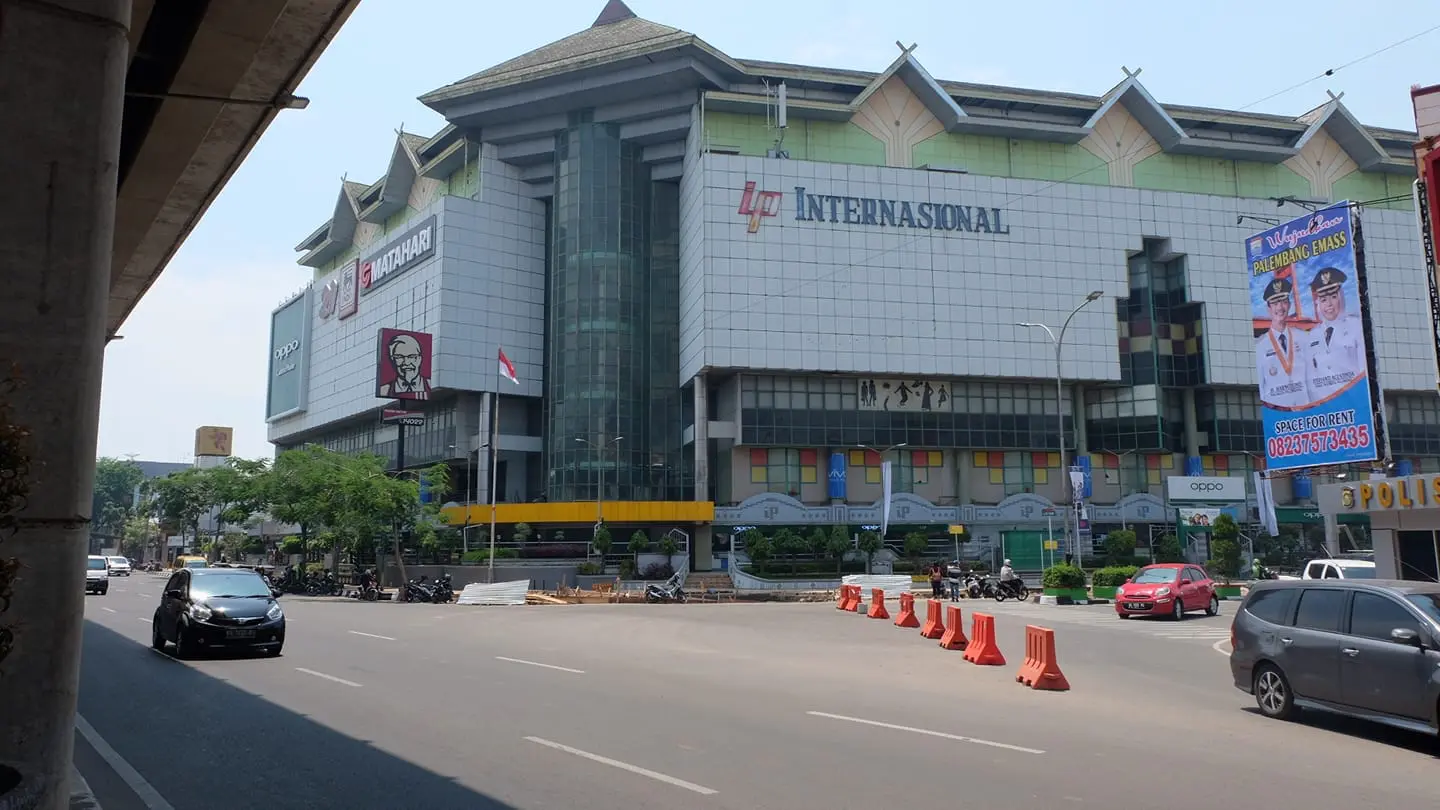 International Plaza