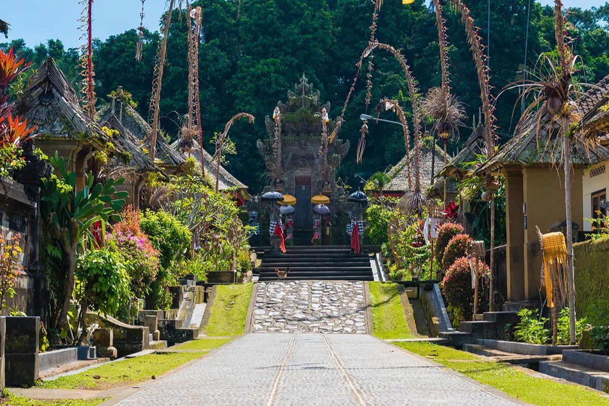 Jalan Desa Penglipuran.jpg