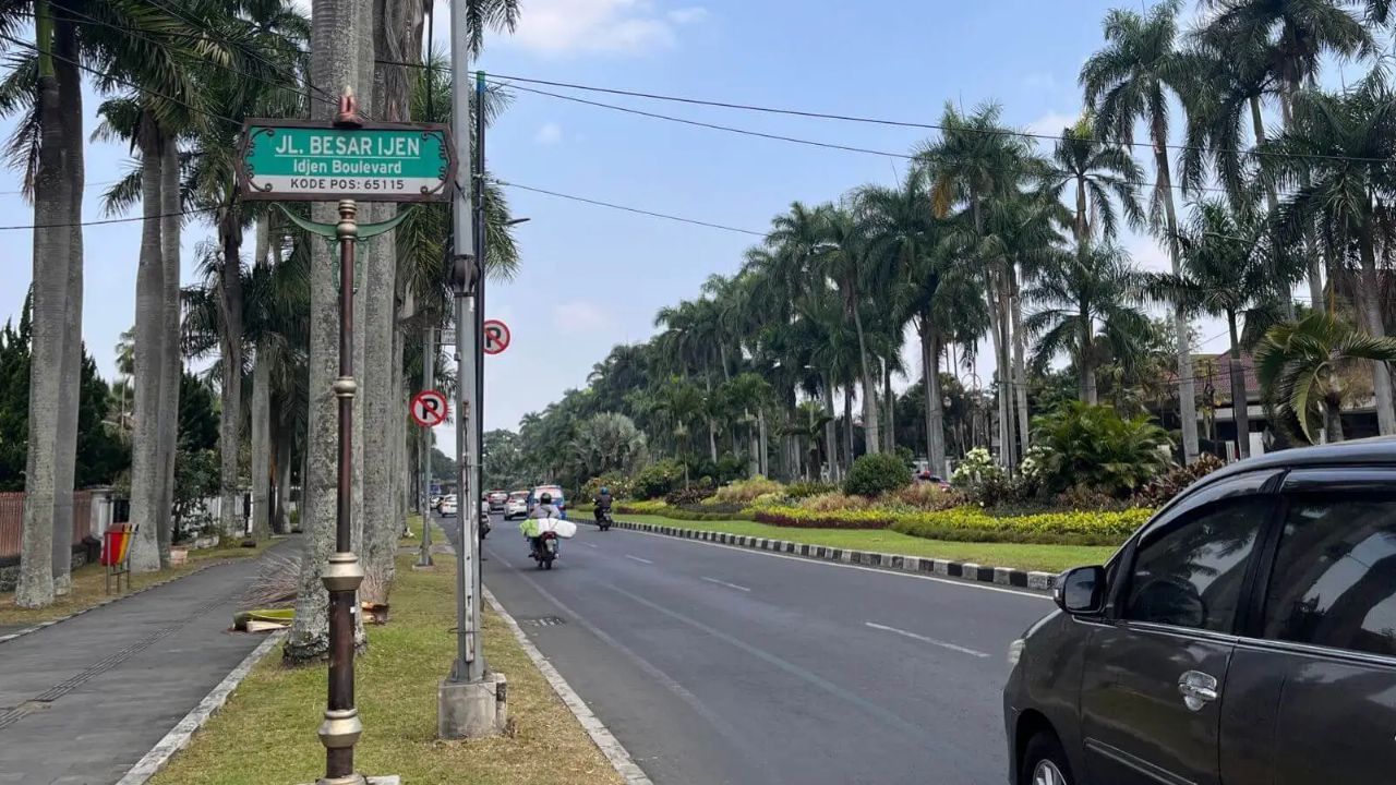 Jalan di Idjen Boulevard.jpg