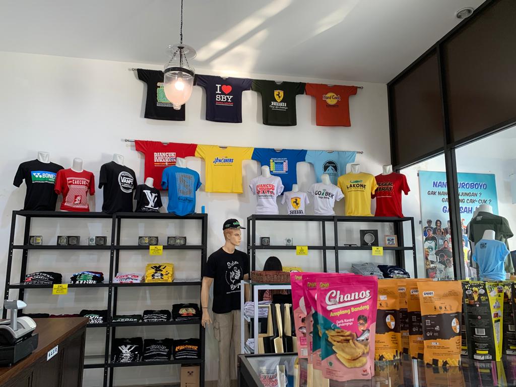 Kaus Cak Cuk Surabaya.jpeg