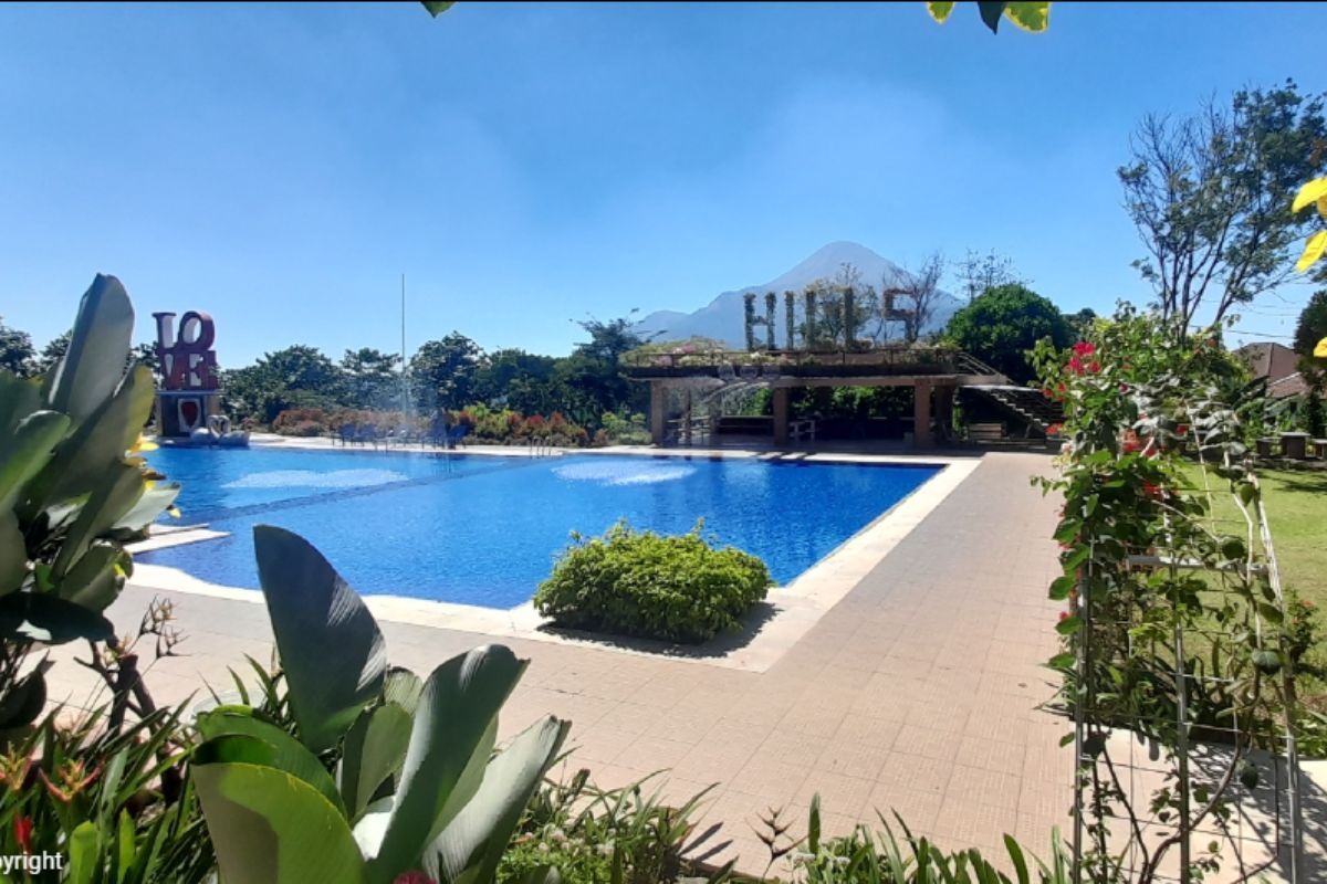 Kolam renang (8).jpg