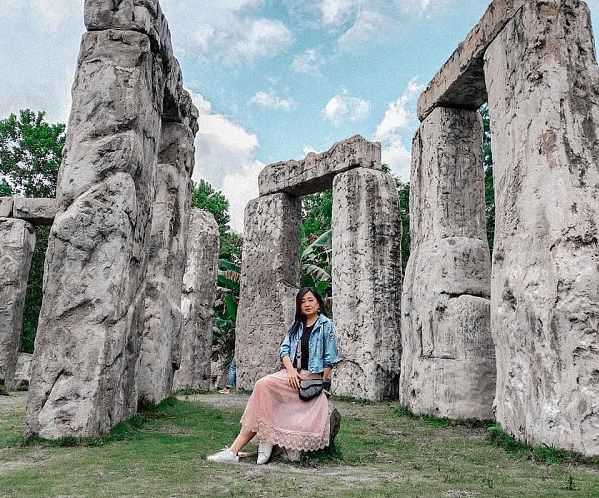 Landmark Ikonik Dunia.jpg