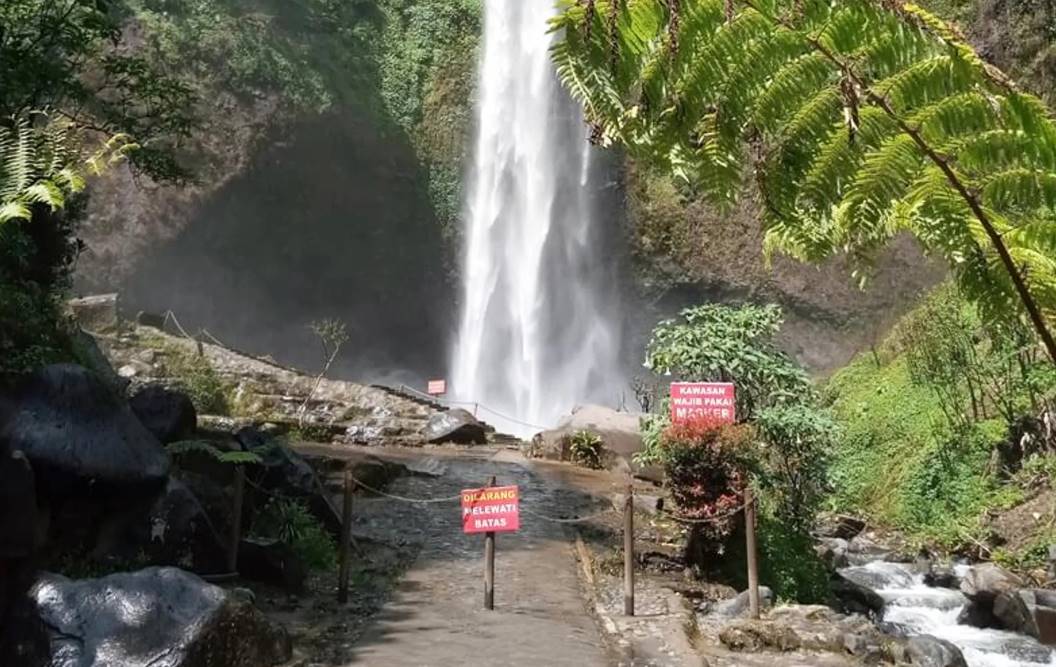 Legenda Coban Rondo Pujon Malang.jpg