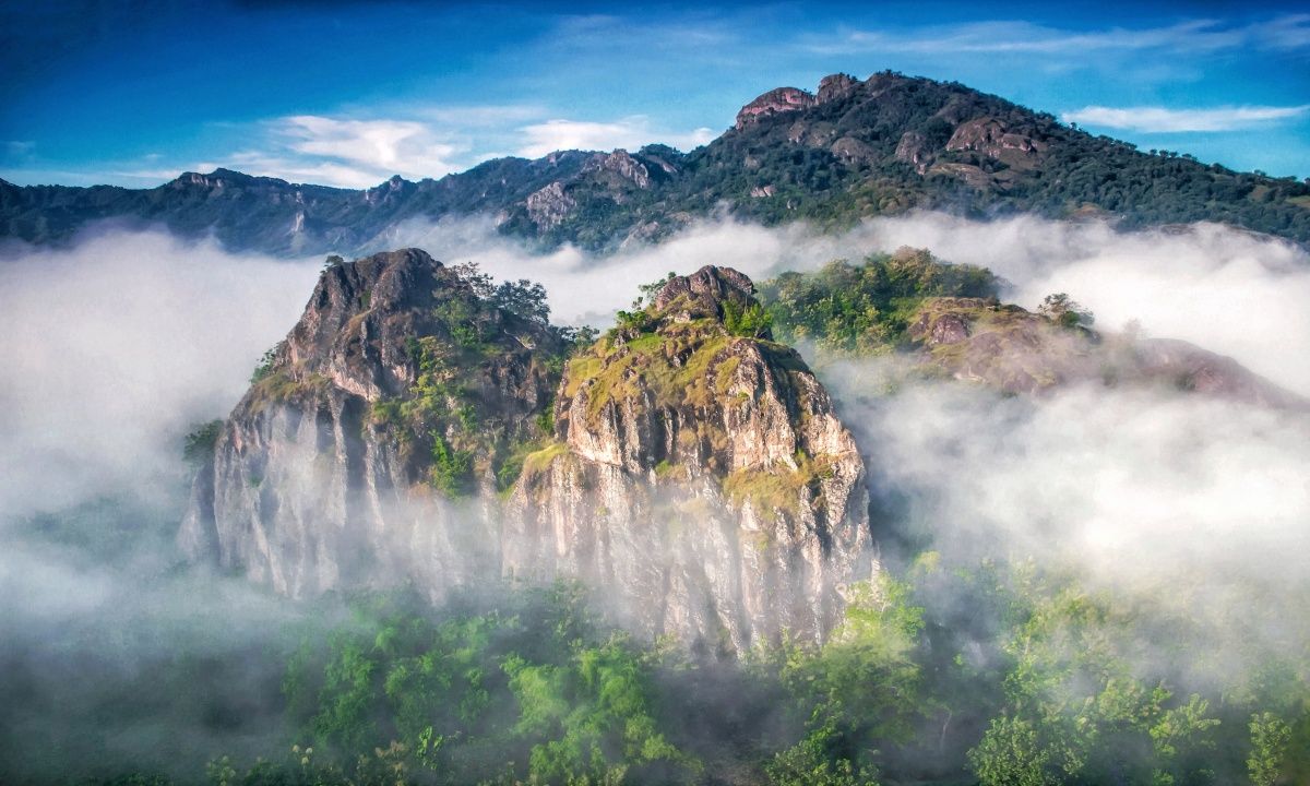 Legenda Gunung Sepikul.jpg