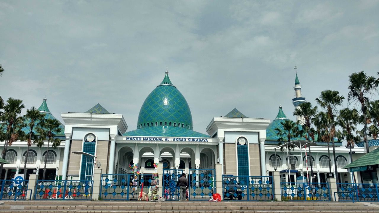Masjid Al Akbar Surabaya