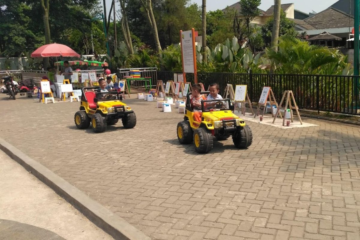 Mobil mini di Tandon Ciater.jpg