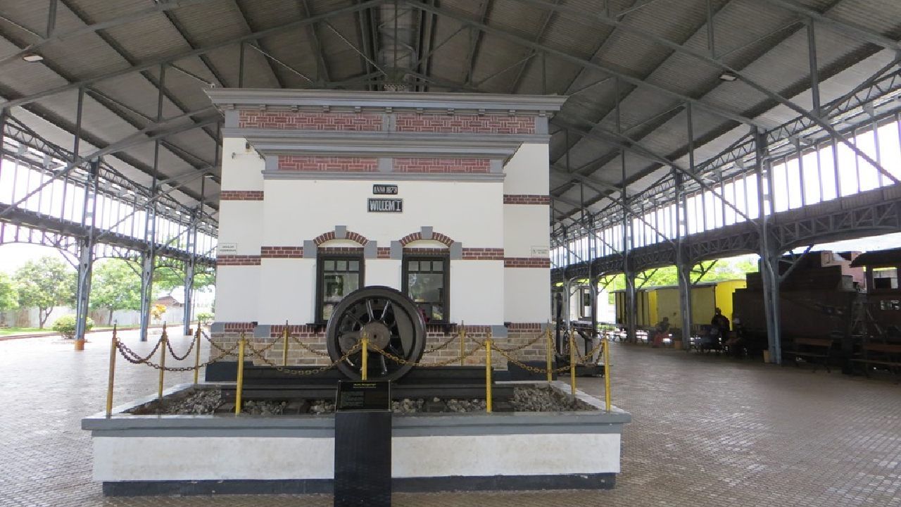 Museum Kereta Api Ambarawa.jpg