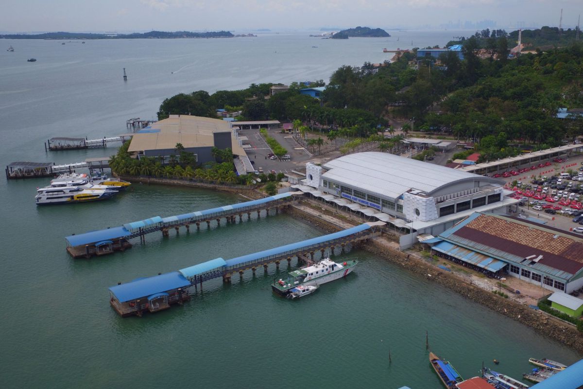 Pelabuhan Domestik Sekupang.jpg