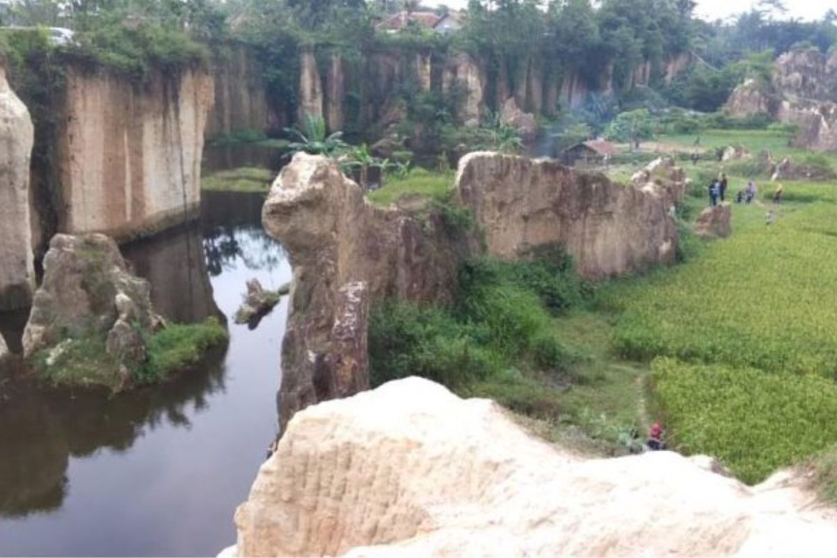 Penampakan Tebing Koja.jpg