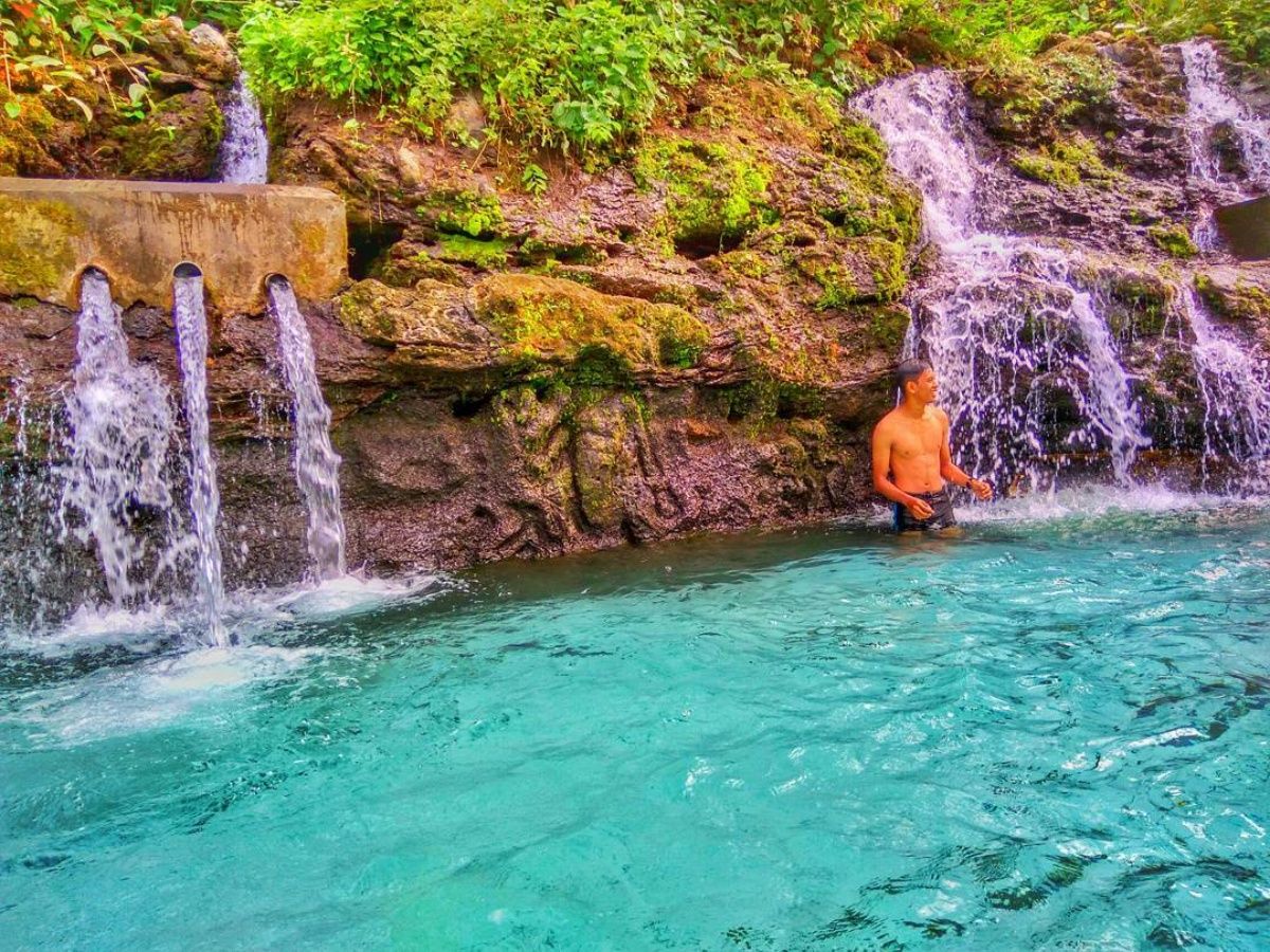 Pesona Pemandian Kalireco.jpg