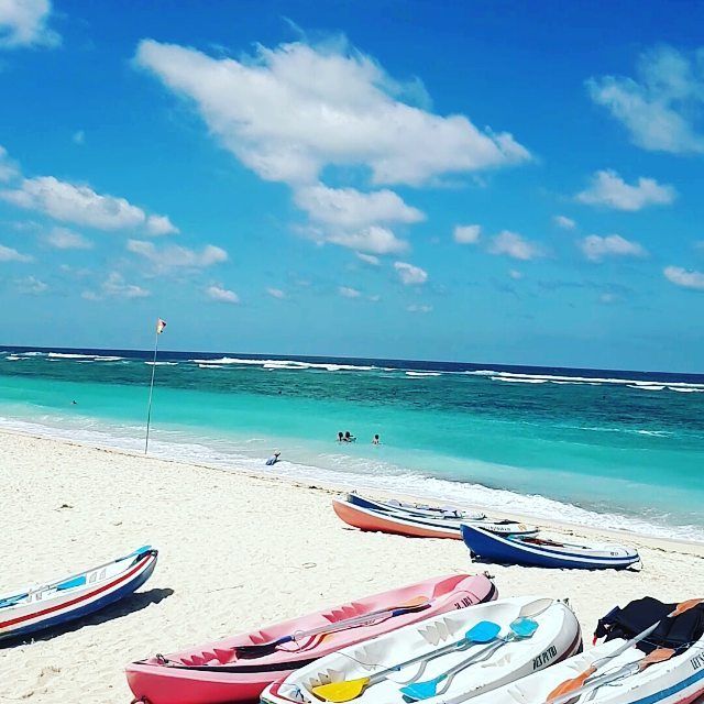 Pinggir Pantai Pandawa.jpg