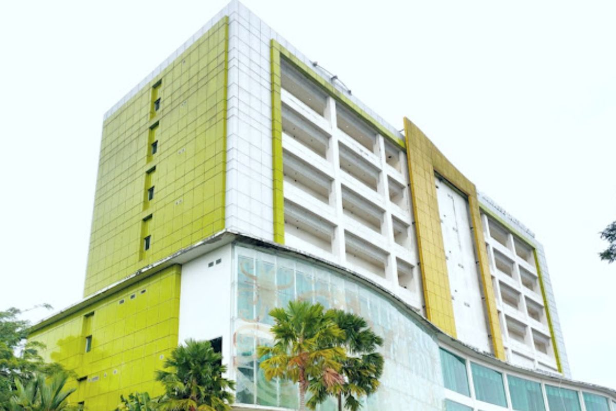 RSUD dr. Kanujoso Hospital.jpg