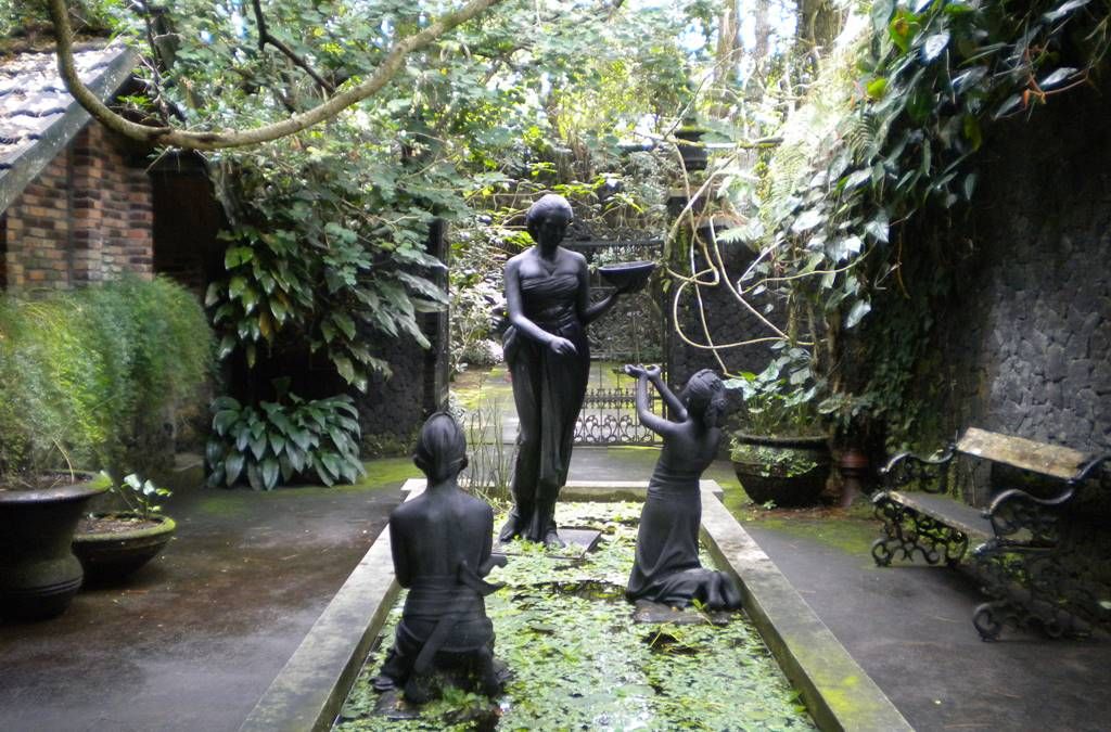 Ruang Syair untuk Tineke.jpg