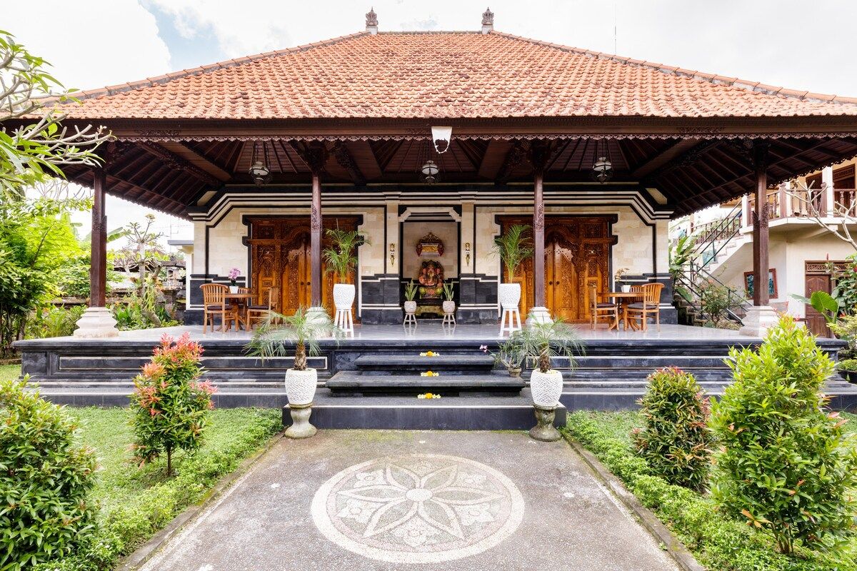 Rumah Gaya Bali 3.jpg