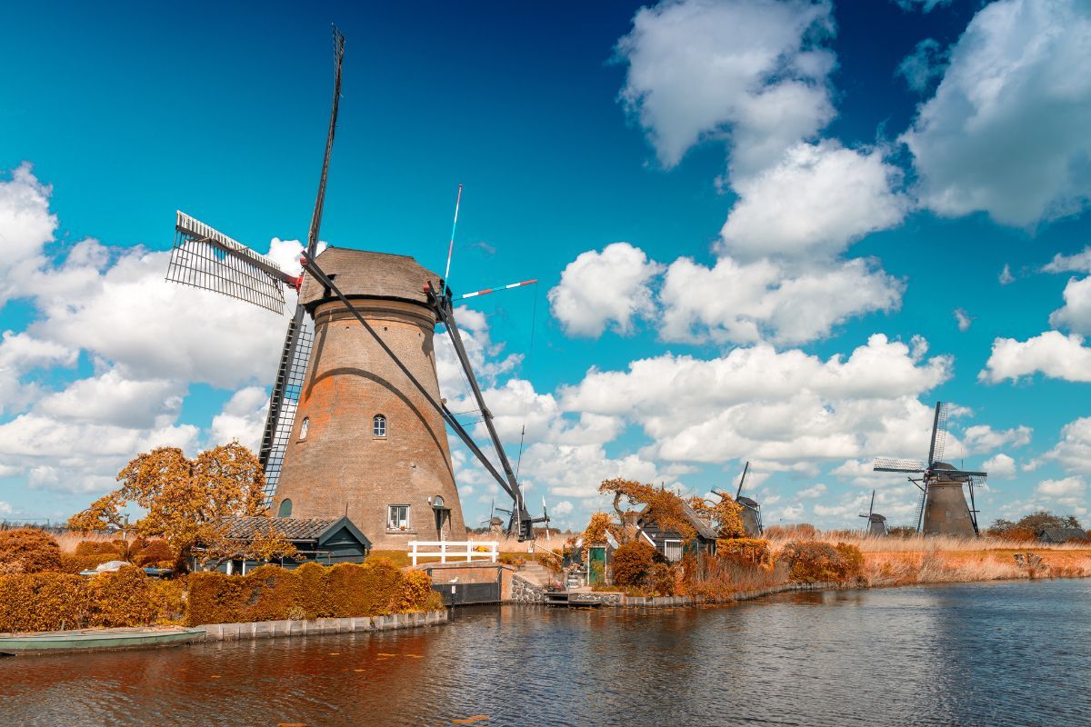 Rumah Model Belanda 1.jpg