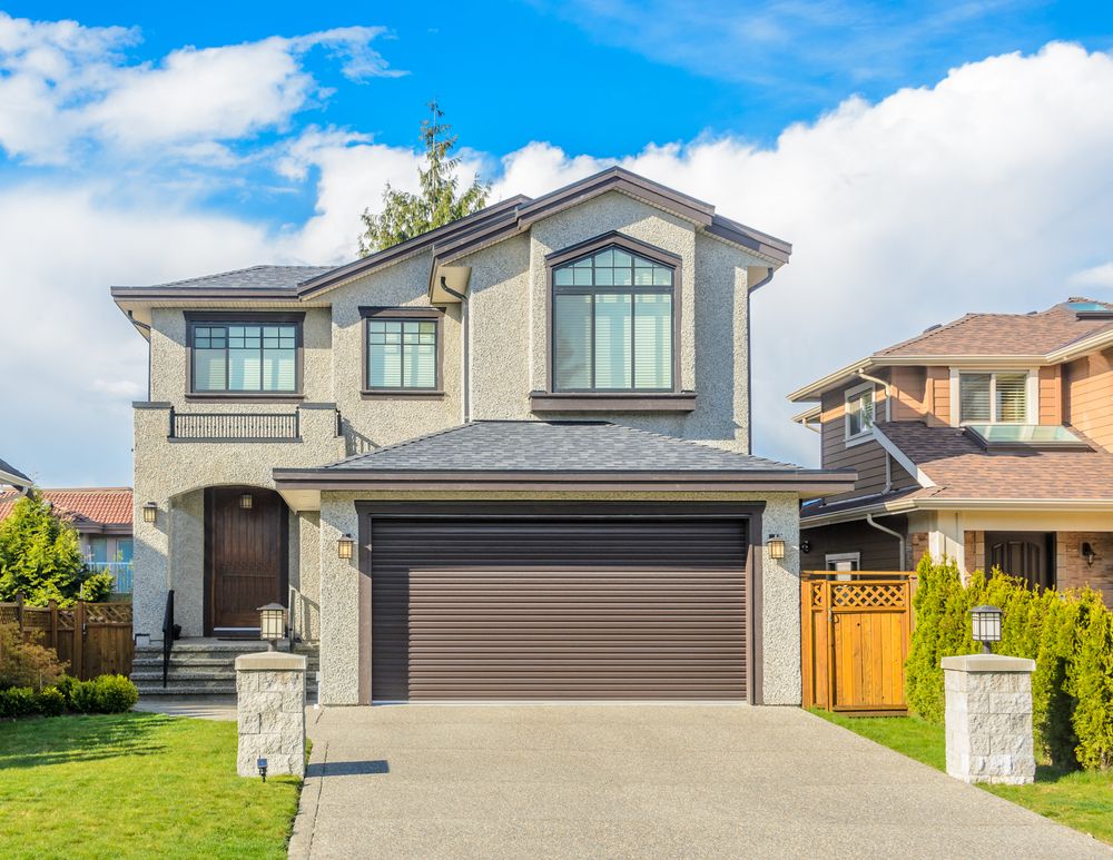 Rumah Tingkat Sederhana