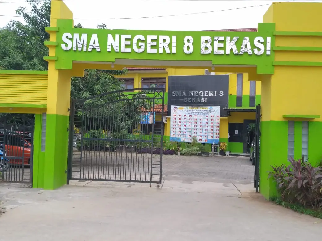SMA 8 Bekasi