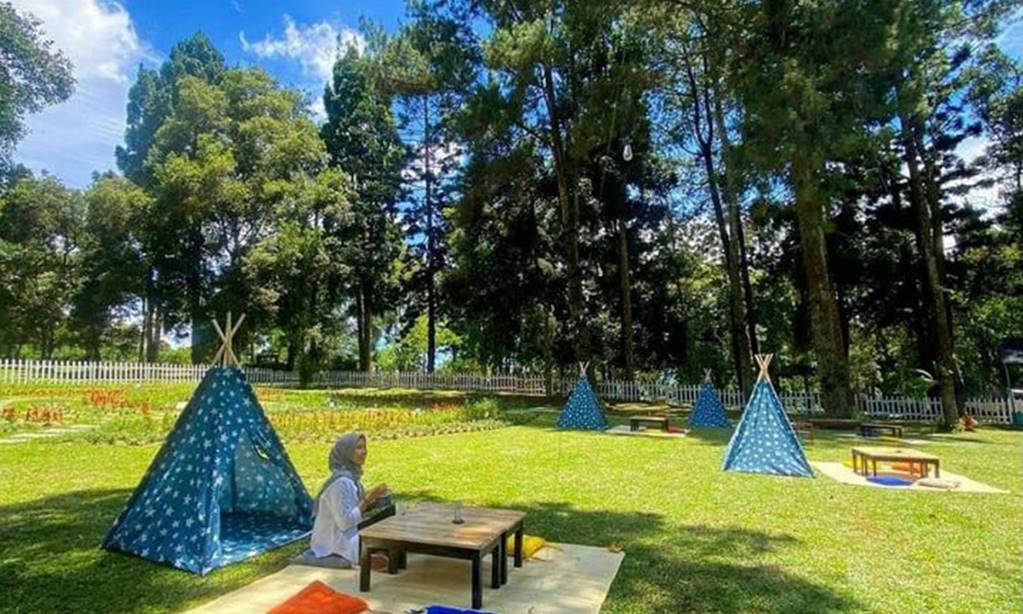 Taman Selabintana, Cocok untuk Keluarga dan Kencan Romantis