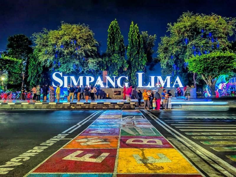 Simpang Lima Semarang